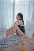 免费观看男人吊女人视频